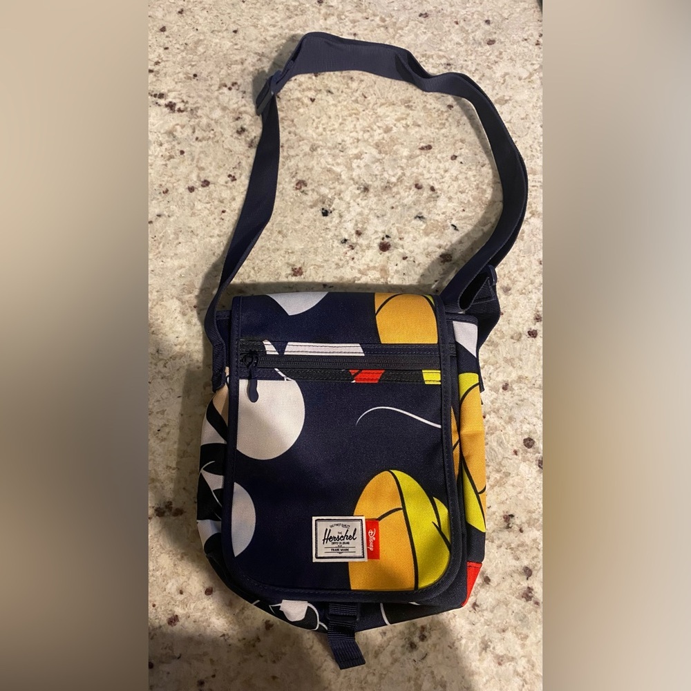 Herschel Supply Co x Disney Messenger Bag